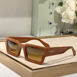 2024FW サングラス OFF-WHITE オフホワイト 季節を問わず活躍し 