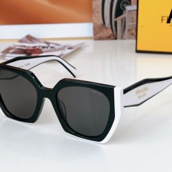 2024FW サングラス PRADA プラダ 今年らしい優秀アイテム 
