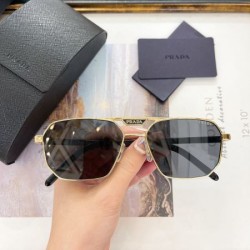 2024FW サングラス PRADA プラダ 今季はファション感漂う 