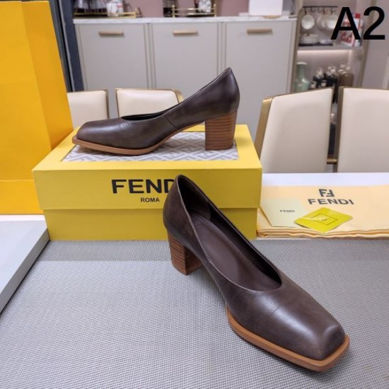 FENDI フェンデイ 2024FW レディース ハイヒール 注目されている新品