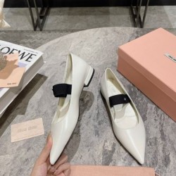MIU MIU ミュウミュウ 2024FW レディース ハイヒール 新商品☆完売必至