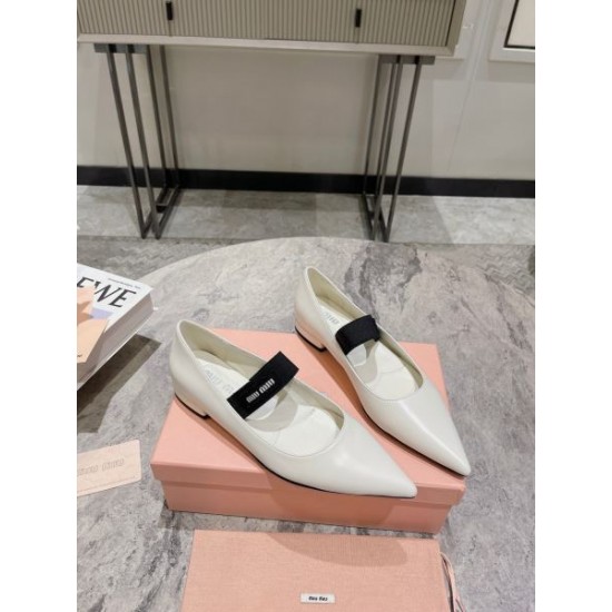 MIU MIU ミュウミュウ 2024FW レディース ハイヒール 新商品☆完売必至 MIU MIU ミュウミュウ 2024FW レディース ハイヒール 新商品☆完売必至