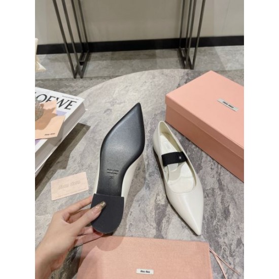 MIU MIU ミュウミュウ 2024FW レディース ハイヒール 新商品☆完売必至 MIU MIU ミュウミュウ 2024FW レディース ハイヒール 新商品☆完売必至