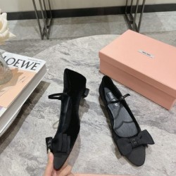 MIU MIU ミュウミュウ 2024FW レディース ハイヒール 数量限定 VIP価格