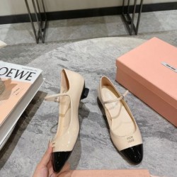 MIU MIU ミュウミュウ 2024FW レディース ハイヒール きちんと感がある
