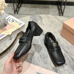 MIU MIU ミュウミュウ 2024FW レディース ハイヒール 秋冬シーズン始動