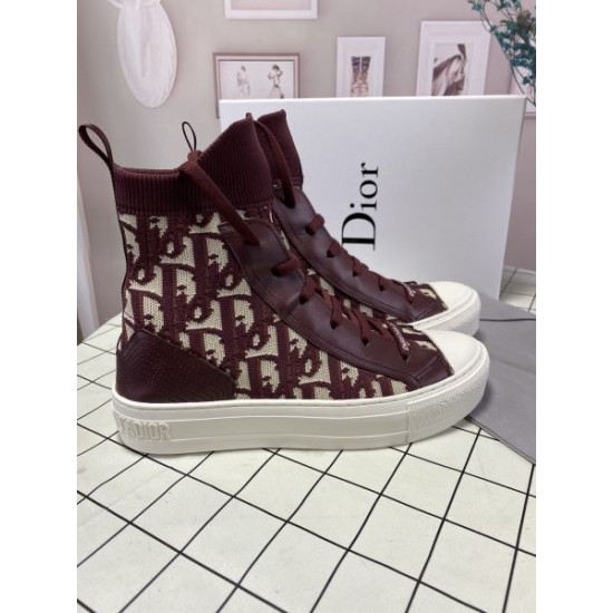 DIOR ディオール 2024FW レディース用 カジュアルシューズ 今期新作人気の美ライン DIOR ディオール 2024FW レディース用 カジュアルシューズ 今期新作人気の美ライン