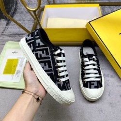 FENDI フェンデイ 2024FW レディース用 カジュアルシューズ お気に入りのデザイン