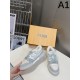 FENDI フェンデイ 2024FW レディース用 カジュアルシューズ 大人っぽく見せてくれ FENDI フェンデイ 2024FW レディース用 カジュアルシューズ 大人っぽく見せてくれ