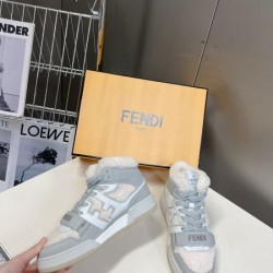 FENDI フェンデイ 2024FW レディース用 カジュアルシューズ とても取り入れやすい