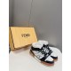 FENDI フェンデイ 2024FW レディース用 カジュアルシューズ とても取り入れやすい FENDI フェンデイ 2024FW レディース用 カジュアルシューズ とても取り入れやすい