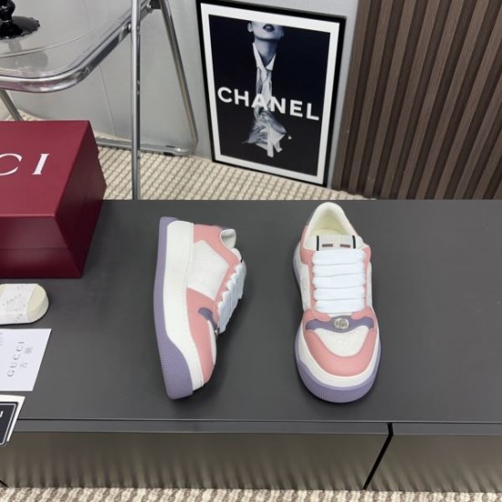 GUCCI グッチ 2024FW レディース用 カジュアルシューズ ファッション感が満点 GUCCI グッチ 2024FW レディース用 カジュアルシューズ ファッション感が満点
