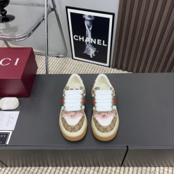 GUCCI グッチ 2024FW レディース用 カジュアルシューズ 洗練された魅力が光る
