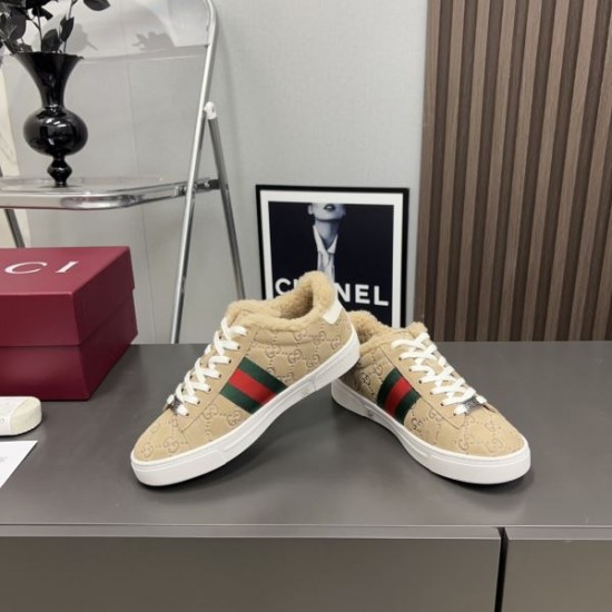 GUCCI グッチ 2024FW レディース用 カジュアルシューズ 品質高き人気アイテム GUCCI グッチ 2024FW レディース用 カジュアルシューズ 品質高き人気アイテム
