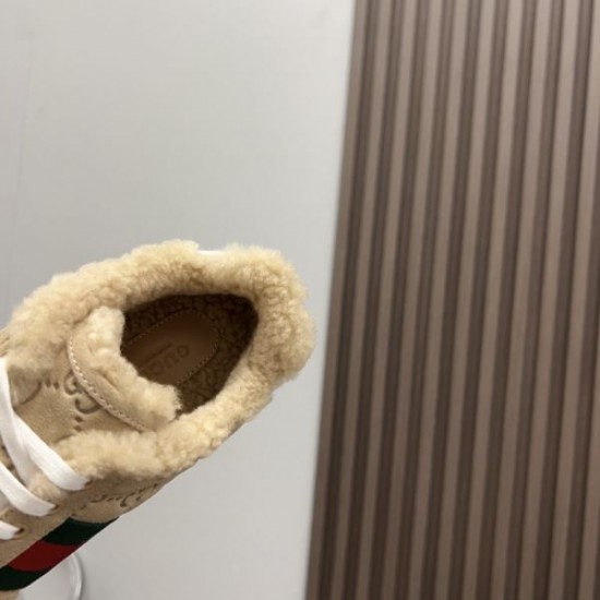 GUCCI グッチ 2024FW レディース用 カジュアルシューズ 品質高き人気アイテム GUCCI グッチ 2024FW レディース用 カジュアルシューズ 品質高き人気アイテム