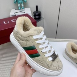 GUCCI グッチ 2024FW レディース用 カジュアルシューズ 今季買い逃した人必見!