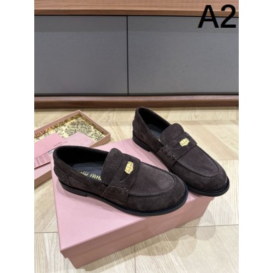 MIU MIU ミュウミュウ 2024FW レディース用 カジュアルシューズ 秋冬新作登場 MIU MIU ミュウミュウ 2024FW レディース用 カジュアルシューズ 秋冬新作登場