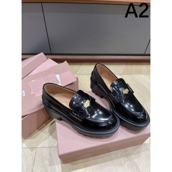 MIU MIU ミュウミュウ 2024FW レディース用 カジュアルシューズ セールで格安 MIU MIU ミュウミュウ 2024FW レディース用 カジュアルシューズ セールで格安