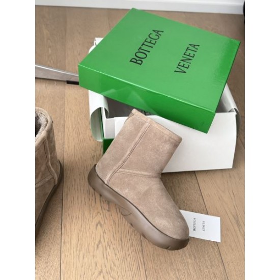 BOTTEGA VENETA ボッテガヴェネタ 2024FW レディース用 ブーツ 大注目日本未入荷