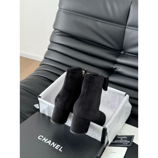 CHANEL シャネル 2024FW レディース用 ブーツ おしゃれ度をUPする新着 CHANEL シャネル 2024FW レディース用 ブーツ おしゃれ度をUPする新着