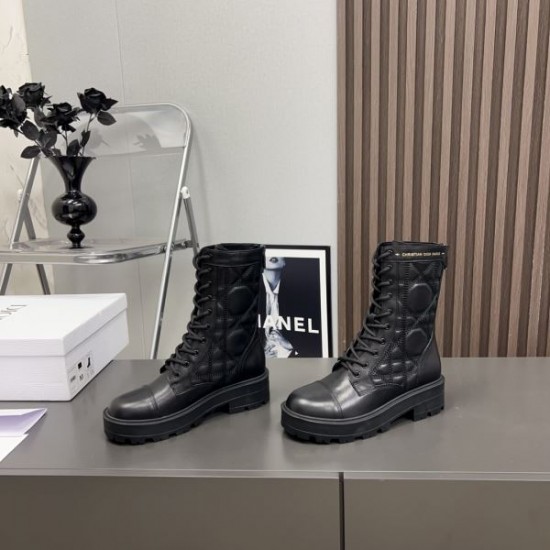 DIOR ディオール 2024FW レディース用 ブーツ 今年のトレンドを先取り