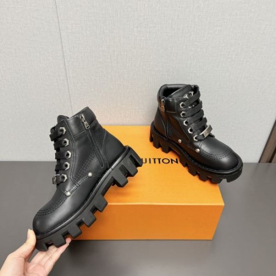 LOUIS VUITTON ルイヴィトン 2024FW レディース用 ブーツ お手頃!オシャレ LOUIS VUITTON ルイヴィトン 2024FW レディース用 ブーツ お手頃!オシャレ