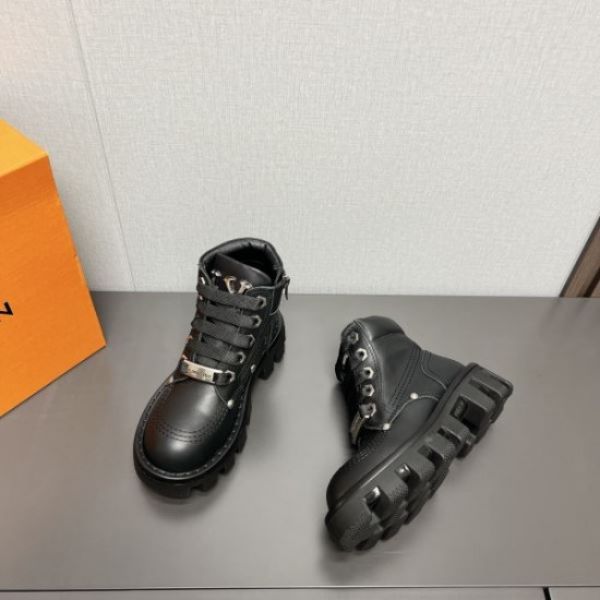 LOUIS VUITTON ルイヴィトン 2024FW レディース用 ブーツ お手頃!オシャレ LOUIS VUITTON ルイヴィトン 2024FW レディース用 ブーツ お手頃!オシャレ