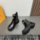 LOUIS VUITTON ルイヴィトン 2024FW レディース用 ブーツ シックな色合い