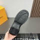 LOUIS VUITTON ルイヴィトン 2024FW レディース用 ブーツ シックな色合い