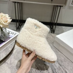 PRADA プラダ 2024FW レディース用 ブーツ 人気のオシャレものから