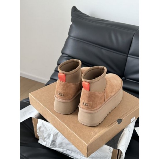 UGG アグ 2024FW レディース用 ブーツ 日本でも大人気のモデル