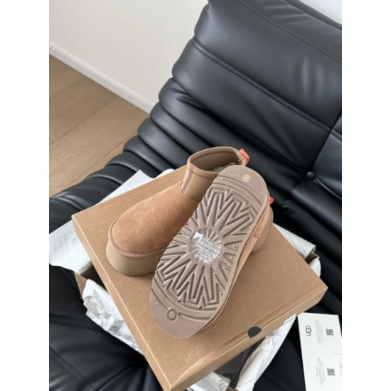 UGG アグ 2024FW レディース用 ブーツ 日本でも大人気のモデル