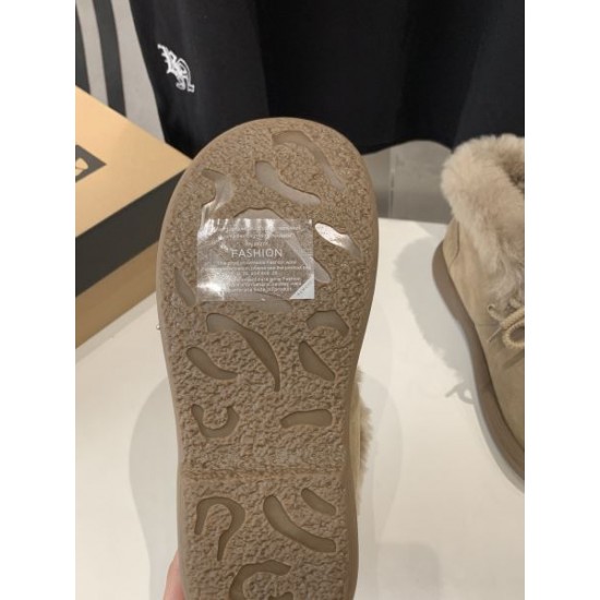 UGG アグ 2024FW レディース用 ブーツ 希少！取り扱い店舗限定