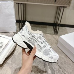 DIOR ディオール 2024FW レディース用 スニーカー 夢中になる冬季新作が続出