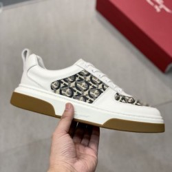 2024FW メンズ用 カジュアルシューズ FERRAGAMO サルヴァトーレ フェラガモ 確保済み