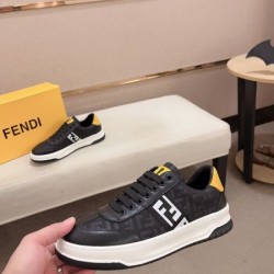 2024FW メンズ用 カジュアルシューズ FENDI フェンデイ ファッション感が満点