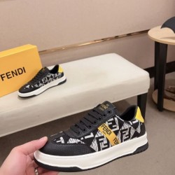 2024FW メンズ用 カジュアルシューズ FENDI フェンデイ 洗練された魅力が光る