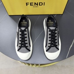 2024FW メンズ用 カジュアルシューズ FENDI フェンデイ シーン問わずに使える