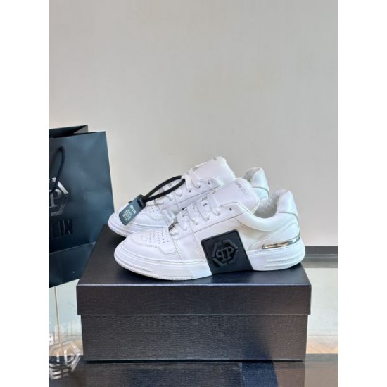 2024FW メンズ用 カジュアルシューズ PHILIPP PLEIN フィリッププレイン 入手困難
