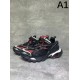 2024FW メンズ用 スニーカー BALENCIAGA バレンシアガ 日本限定モデル 2024FW メンズ用 スニーカー BALENCIAGA バレンシアガ 日本限定モデル