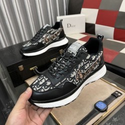 2024FW メンズ用 スニーカー DIOR ディオール 雑誌掲載も多数注目の新作