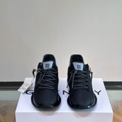 2024FW メンズ用 スニーカー GIVENCHY ジバンシィ ギフト最適期間限定