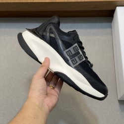 2024FW メンズ用 スニーカー GIVENCHY ジバンシィ 秋冬も引き続き注目