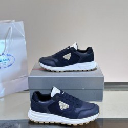 2024FW メンズ用 スニーカー PRADA プラダ 著名人やセレブも愛用する