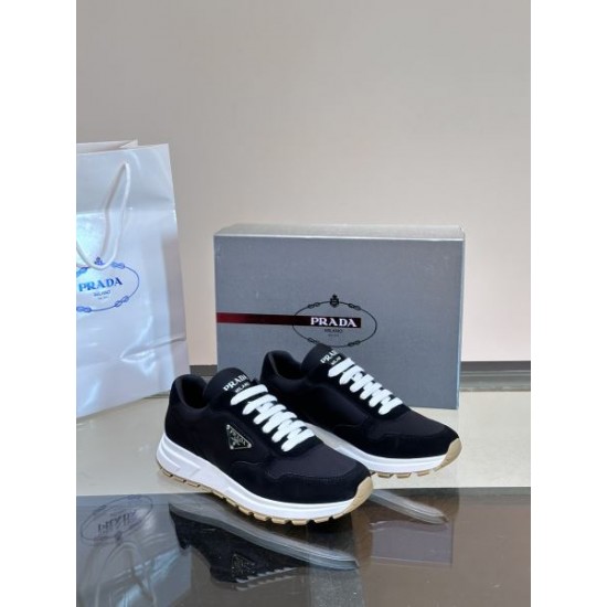 2024FW メンズ用 スニーカー PRADA プラダ 海外の顧客限定先行セール 2024FW メンズ用 スニーカー PRADA プラダ 海外の顧客限定先行セール