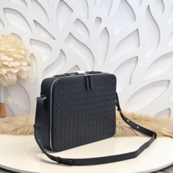 2024FW ショルダーバッグ BOTTEGA VENETA ボッテガヴェネタ SALEお得にGET
