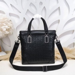 2024FW ショルダーバッグ BOTTEGA VENETA ボッテガヴェネタ 海外先行発売！