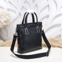 2024FW ショルダーバッグ BOTTEGA VENETA ボッテガヴェネタ 海外先行発売！