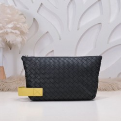2024FW クラッチバッグ BOTTEGA VENETA ボッテガヴェネタ ホリデー限定