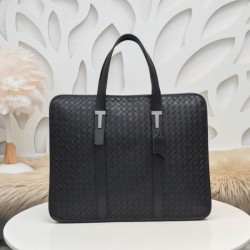 2024FW ブリーフケース BOTTEGA VENETA ボッテガヴェネタ 人気沸騰中